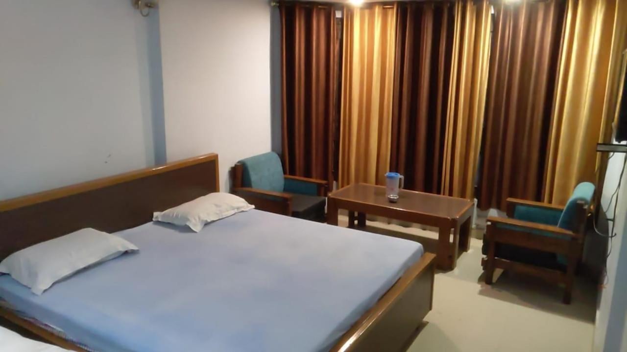 Haridwār Hotel Raj Deluxe المظهر الخارجي الصورة